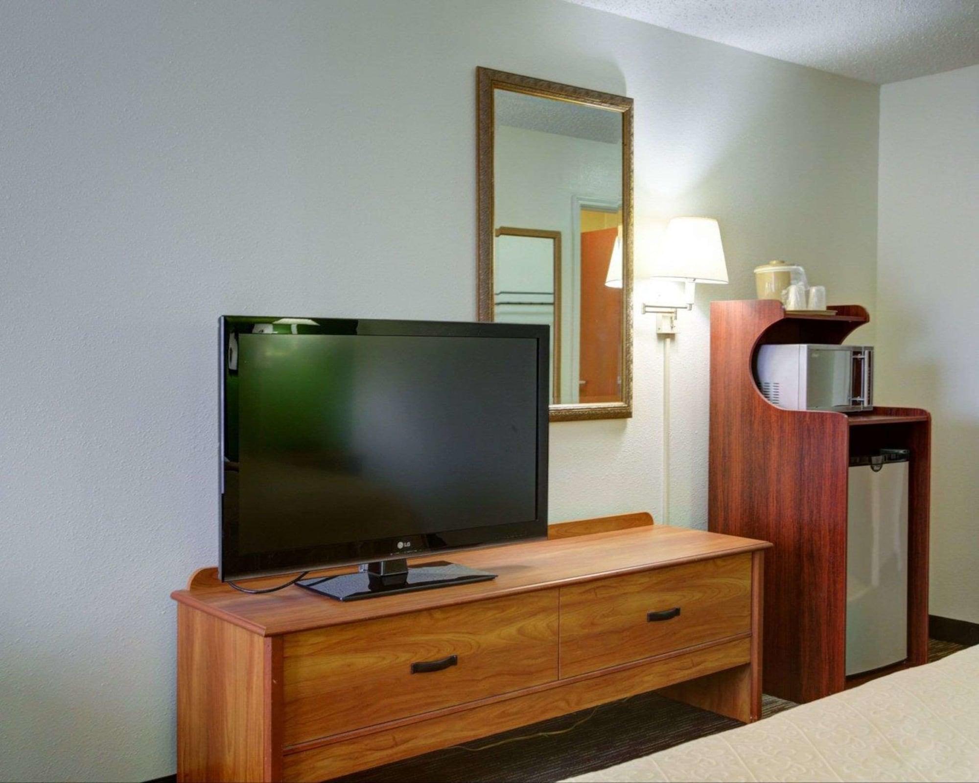 Quality Inn & Suites Airport Остін Екстер'єр фото