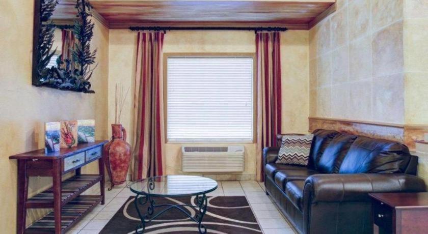 Quality Inn & Suites Airport Остін Екстер'єр фото