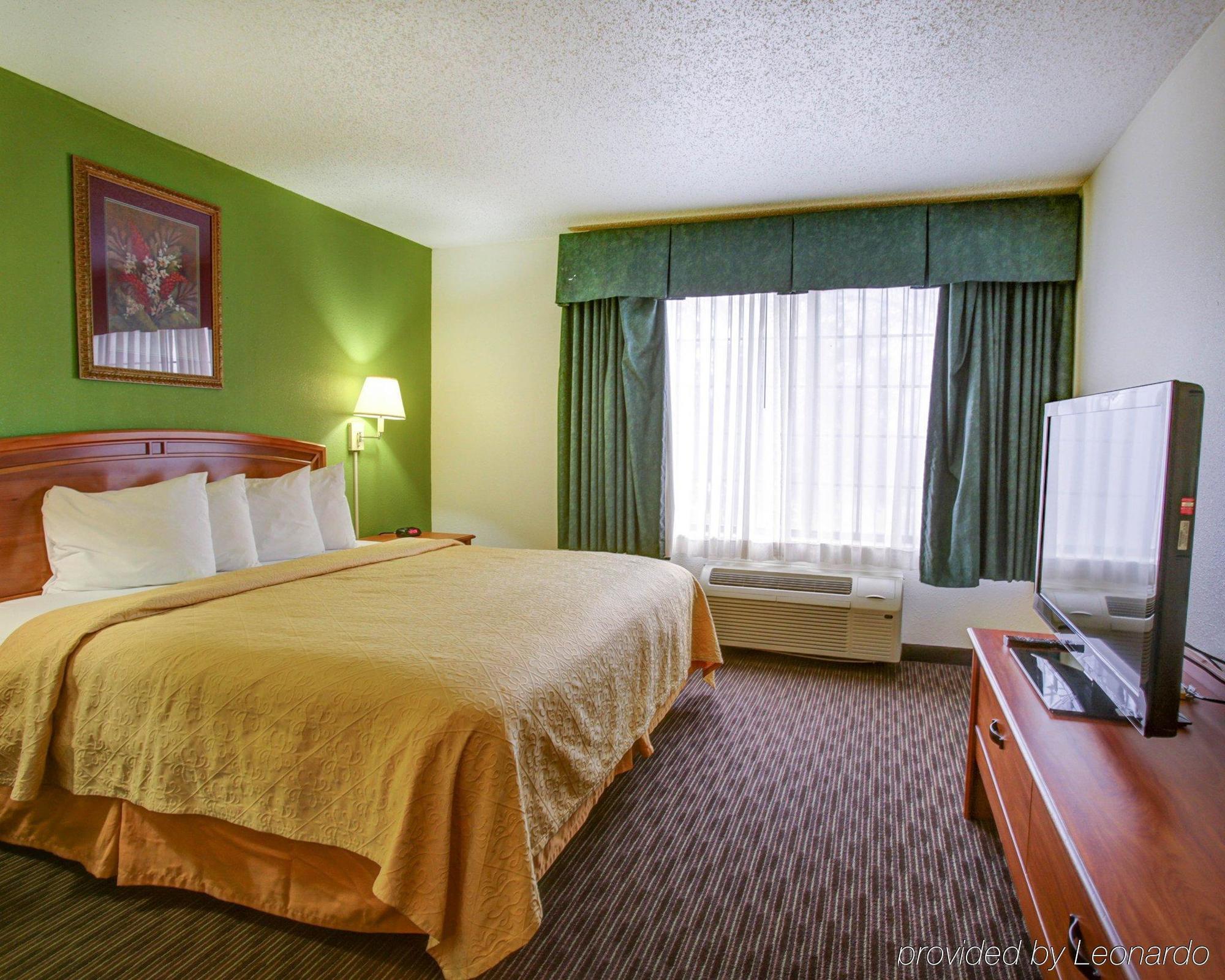 Quality Inn & Suites Airport Остін Екстер'єр фото