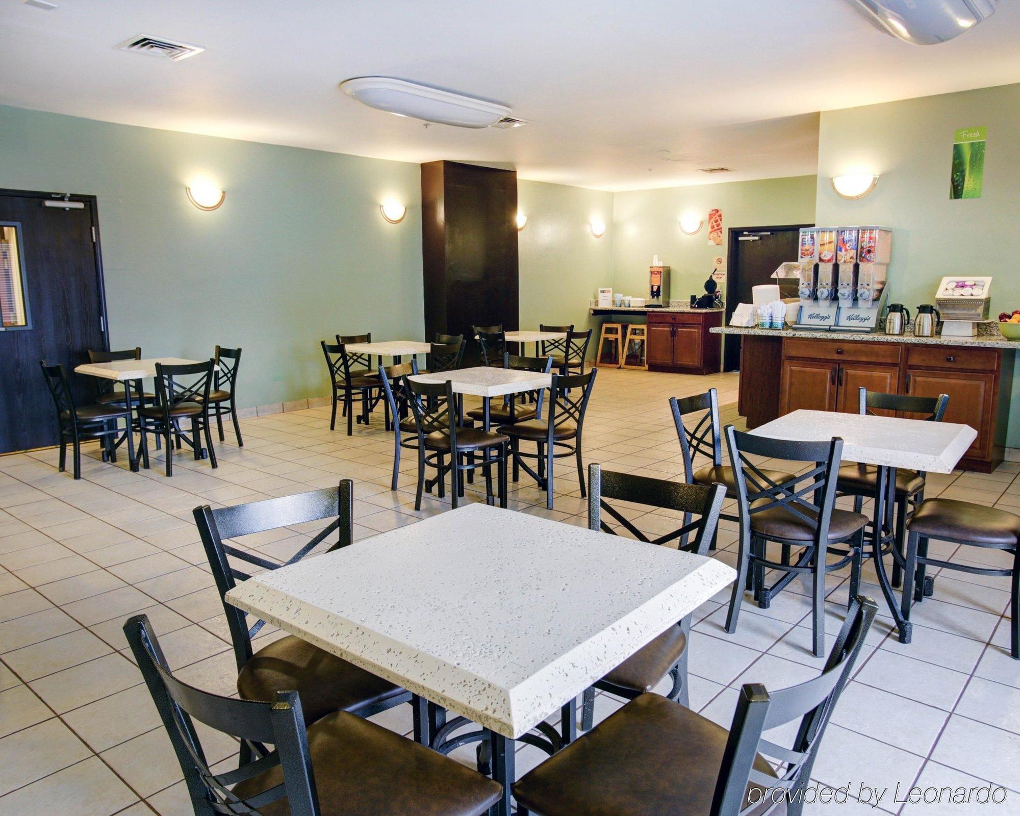 Quality Inn & Suites Airport Остін Екстер'єр фото
