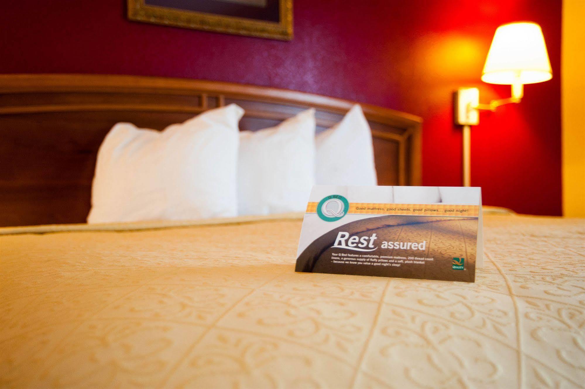 Quality Inn & Suites Airport Остін Екстер'єр фото