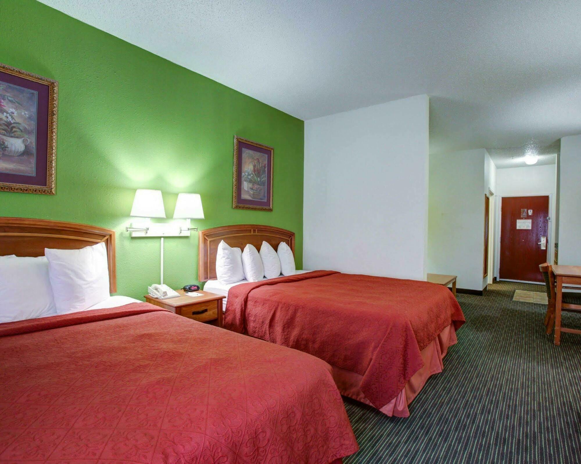 Quality Inn & Suites Airport Остін Екстер'єр фото