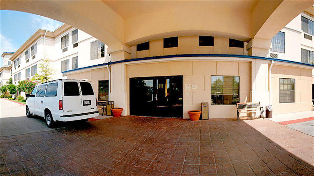 Quality Inn & Suites Airport Остін Екстер'єр фото